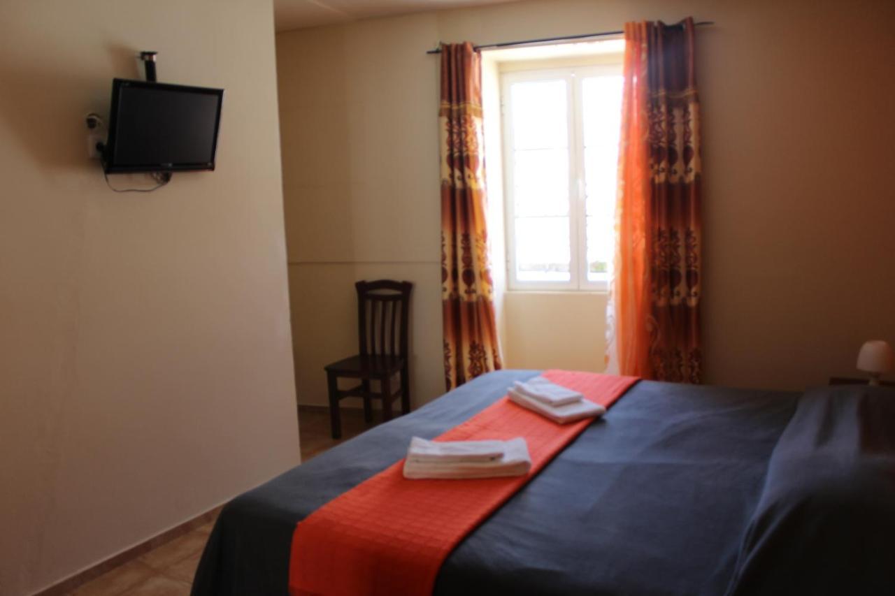 Sao Jose Guesthouse ปอนตาเดลกาดา ภายนอก รูปภาพ