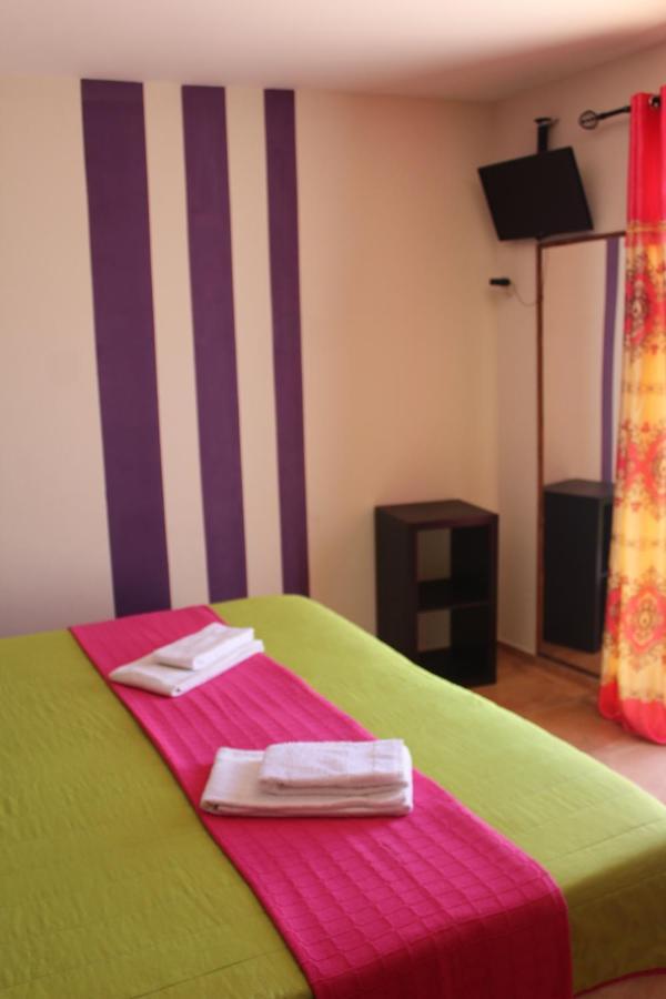 Sao Jose Guesthouse ปอนตาเดลกาดา ภายนอก รูปภาพ