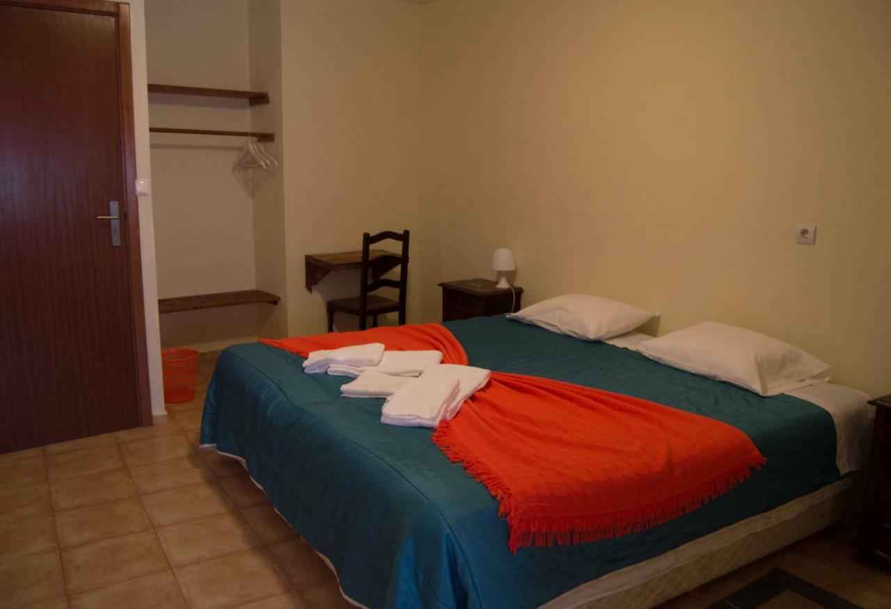 Sao Jose Guesthouse ปอนตาเดลกาดา ภายนอก รูปภาพ