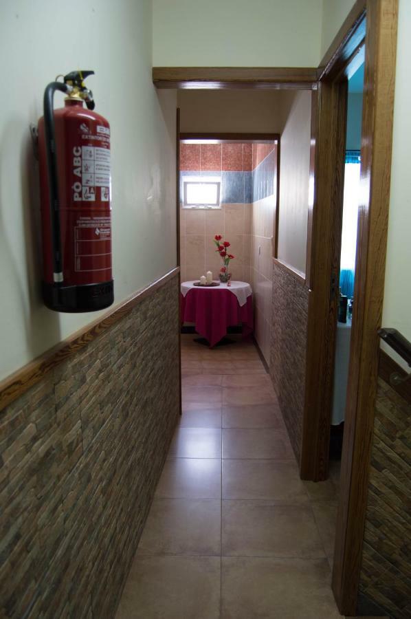 Sao Jose Guesthouse ปอนตาเดลกาดา ภายนอก รูปภาพ