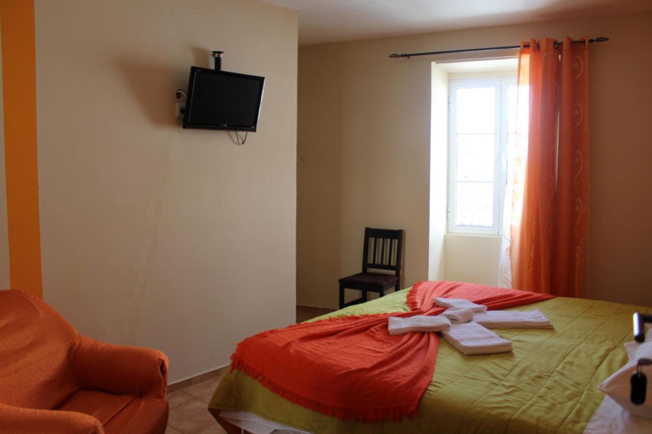 Sao Jose Guesthouse ปอนตาเดลกาดา ภายนอก รูปภาพ